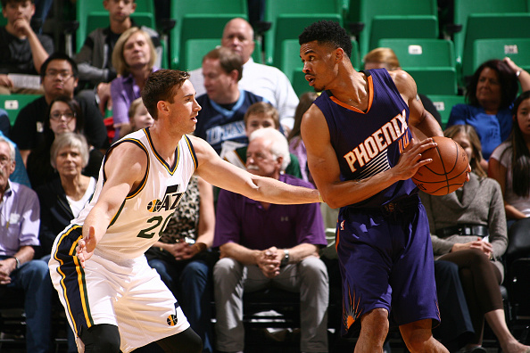 场迎战波鸿 场迎战波鸿