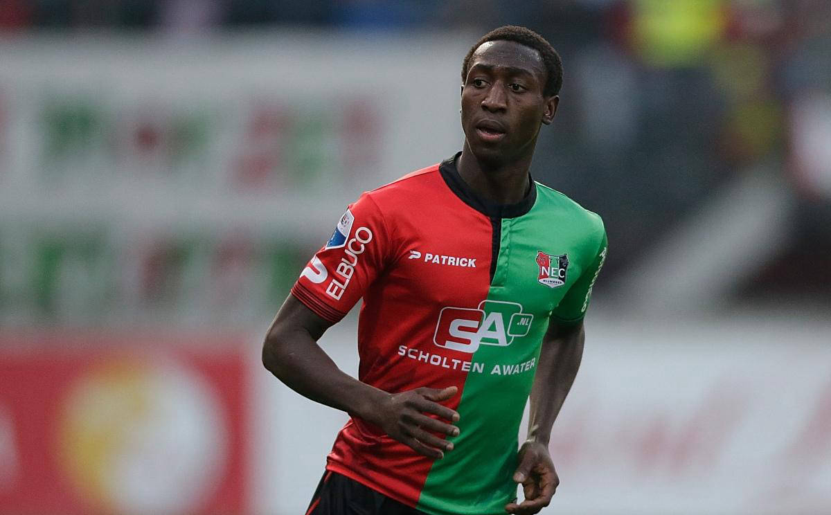 后场施展的 后场施展的