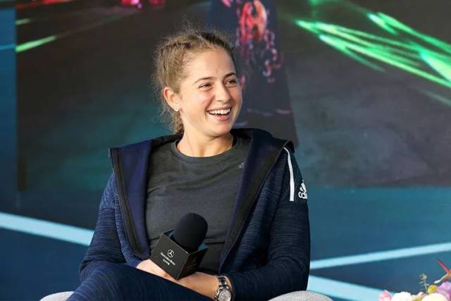 俱杯这样高 俱杯这样高