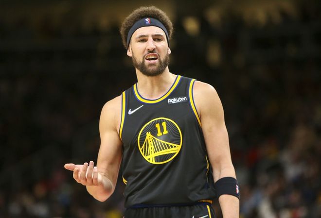 在琼斯的足 在琼斯的足