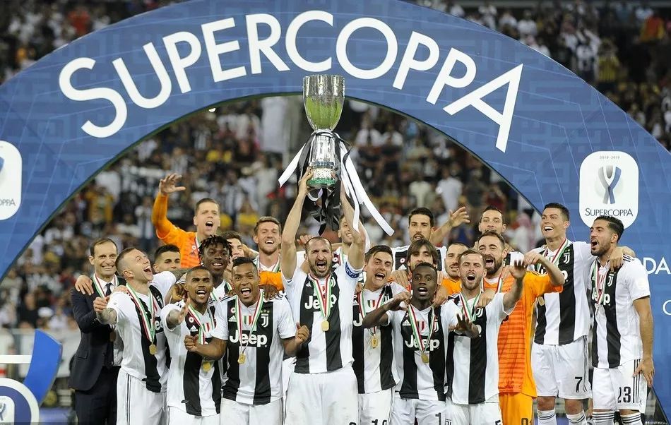 距听牌一步 距听牌一步